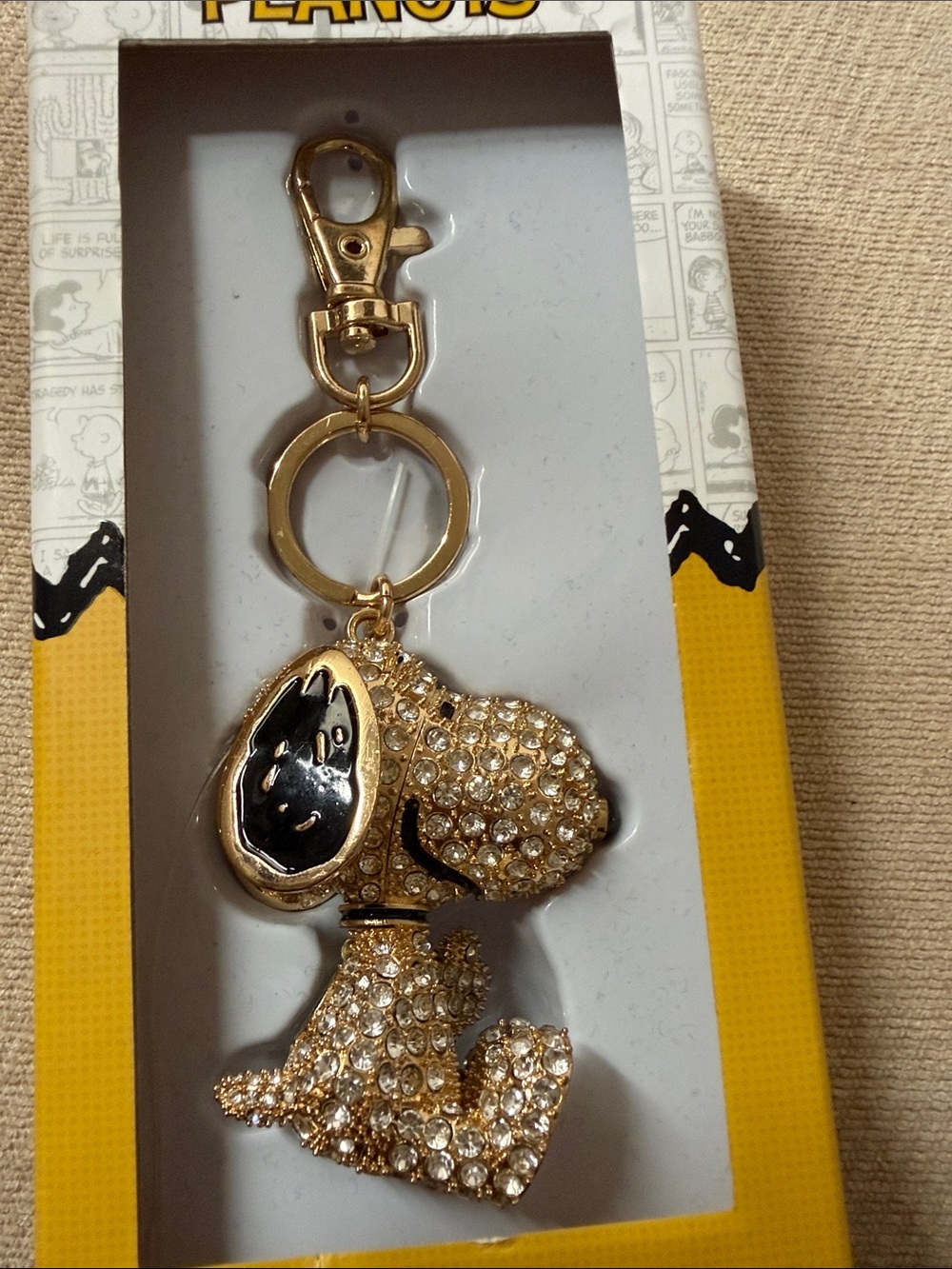 Peanuts Gold Snoopy Crystal Clip-On Bag Charm - Picture 4 of 6